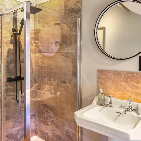 Luxury Escape With Cinema, Pool Table & Darts Tatil Evi *