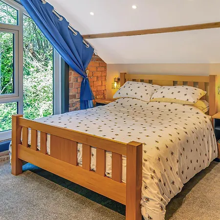 Holiday home Luxury Escape With Cinema, Pool Table & Darts *