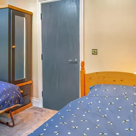 Luxury Escape With Cinema, Pool Table & Darts *