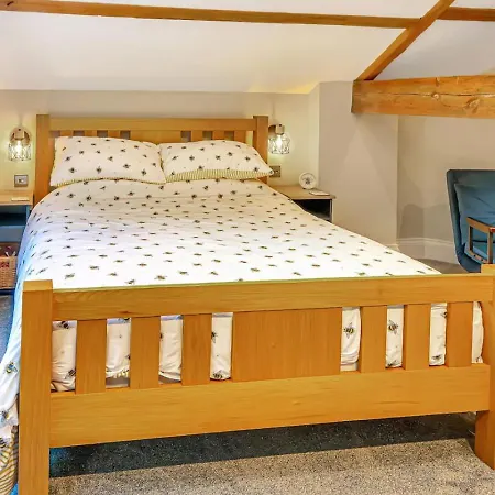 Holiday home Luxury Escape With Cinema, Pool Table & Darts Leeds (West Yorkshire)