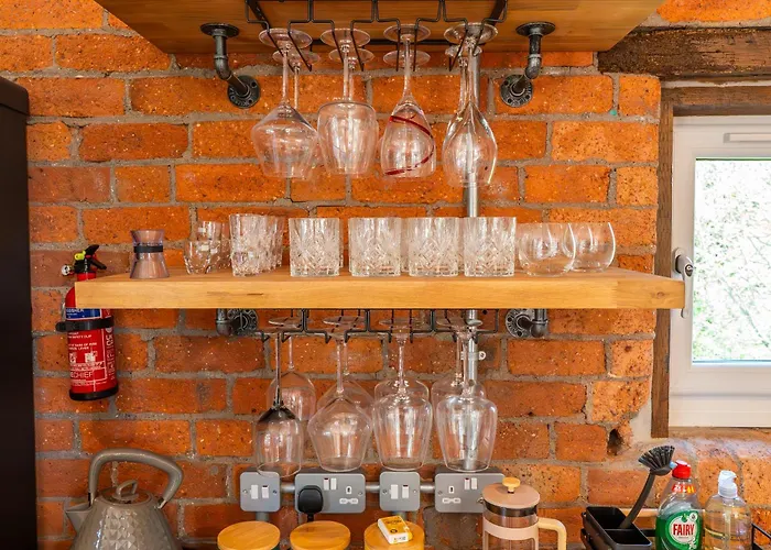 Luxury Escape With Cinema, Pool Table & Darts *